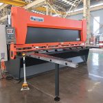 hydraulisk guillotinskärmaskin till salu